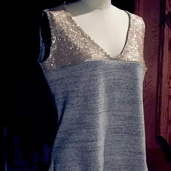 Gorgeous Sequin Embellished Knit Top - Picture 6 of 6